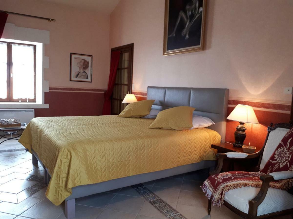 La Fontaine Des Arts Bed & Breakfast Mansle-les-Fontaines Bagian luar foto